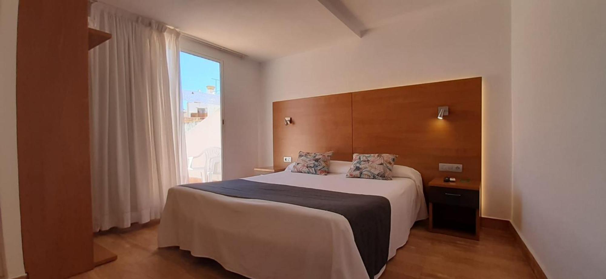 Hotel Avenida Benicàssim Kültér fotó